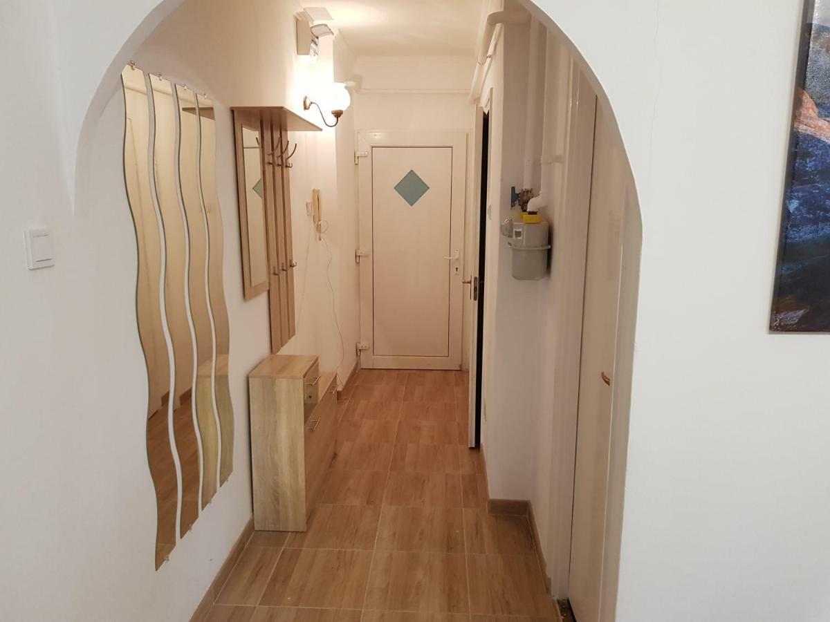 Lia Apartman Kiskunhalas Exterior photo